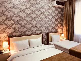 Отель NORTH WEST HOTEL BAKU Баку Бюджетный двухместный номер с 1 кроватью или 2 отдельными кроватями-10